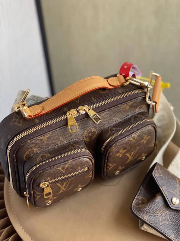 Best Replica L0vis Vvtt0n Monogram Canvas Utility M80446 Replica Crossbody Bag(ColaReps)