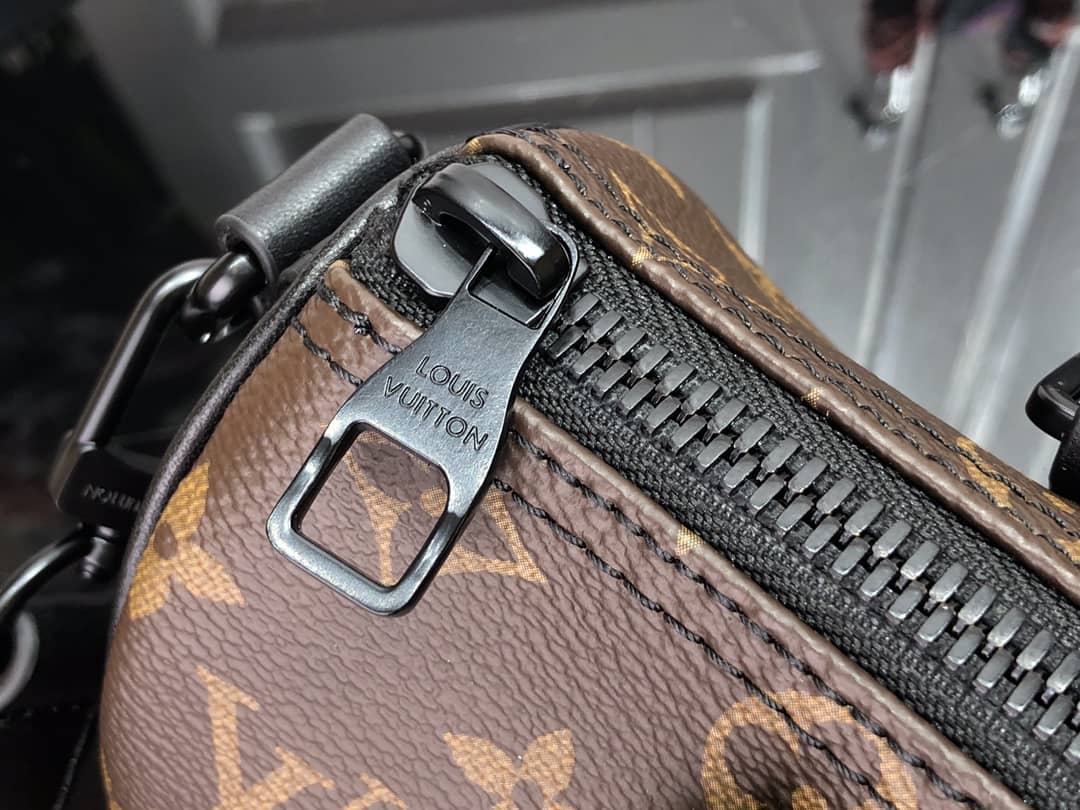 L0vis Vvtt0n Rubber Monogram Keepall XS 2Way Bag Replica M45788