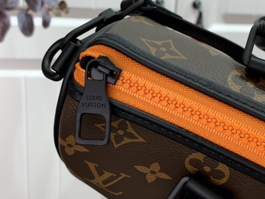 L0vis Vvtt0n Monogram Keepall XS Virgil Abloh Bag Replica M80201