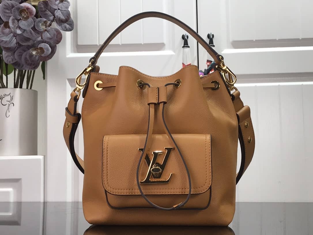 L0vis Vvtt0n Lockme Replica Bucket Bag Orange M57688