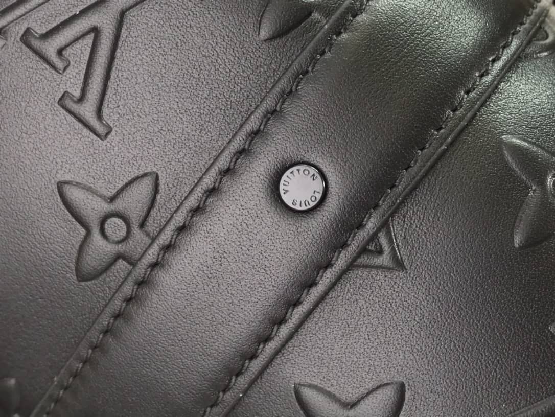L0vis Vvtt0n Monogram Seal Leather City Keepall Bag Replica M57955