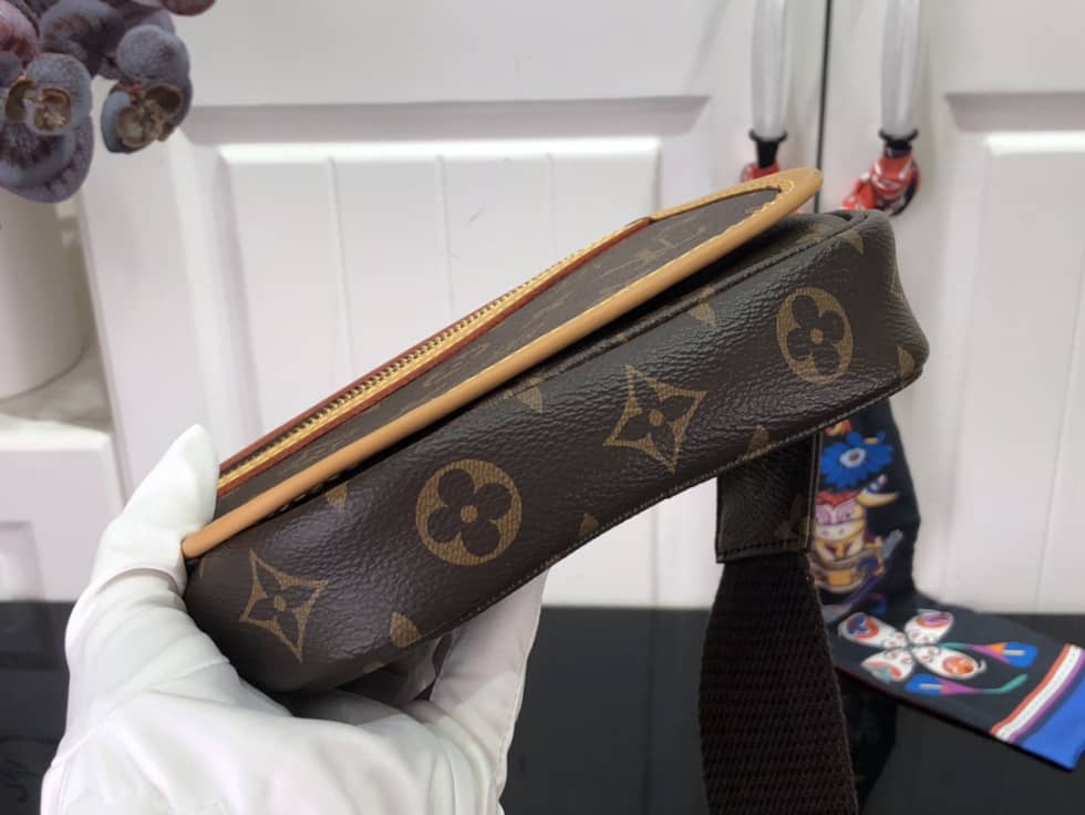 L0vis Vvtt0n Bosphore Canvas Brown M40108 Replica Belt Bag