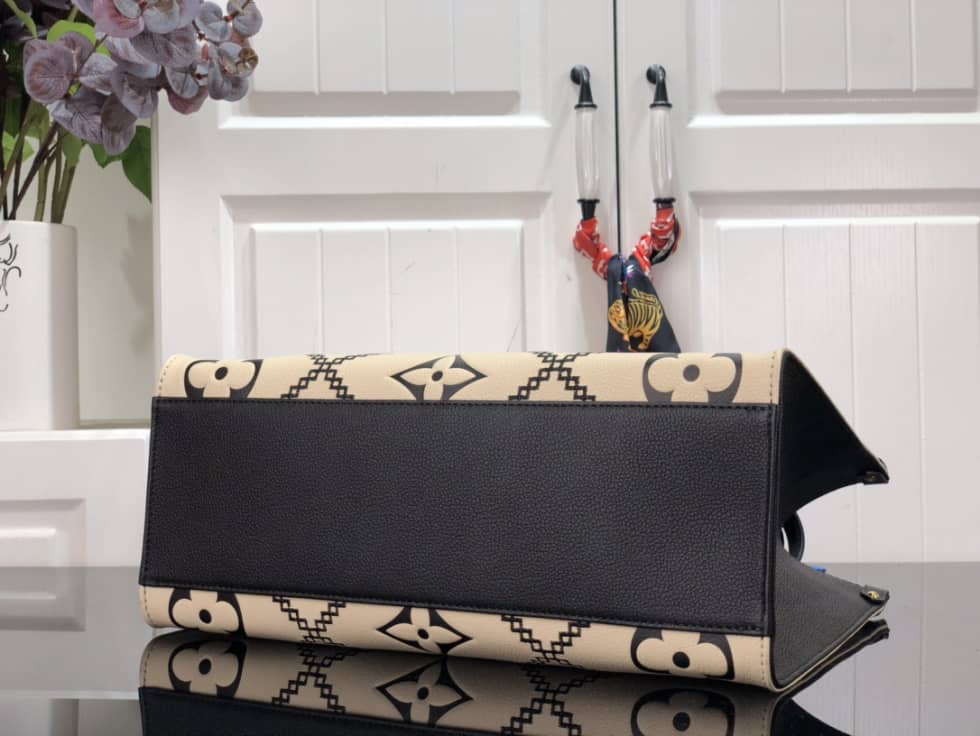 L0vis Vvtt0n Onthego MM Monogram Empreinte M46015 Replica Tote