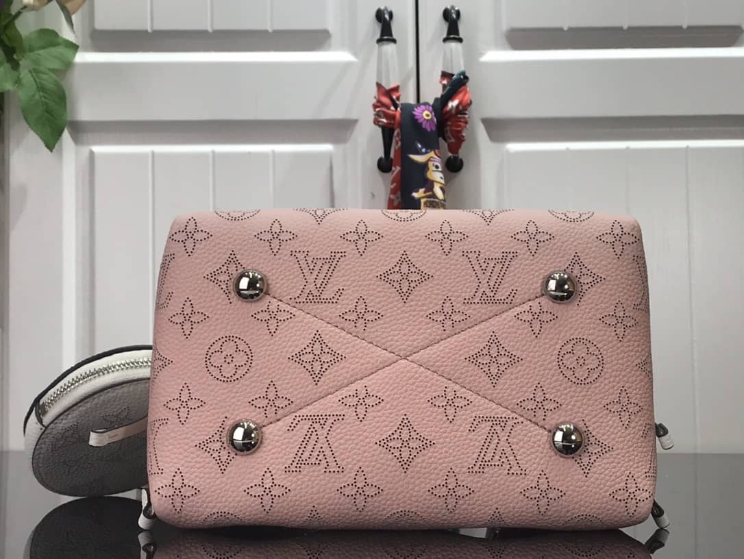 L0vis Vvtt0n Bella Mahina Magnolia Leather Replica Bag White Pink M57068