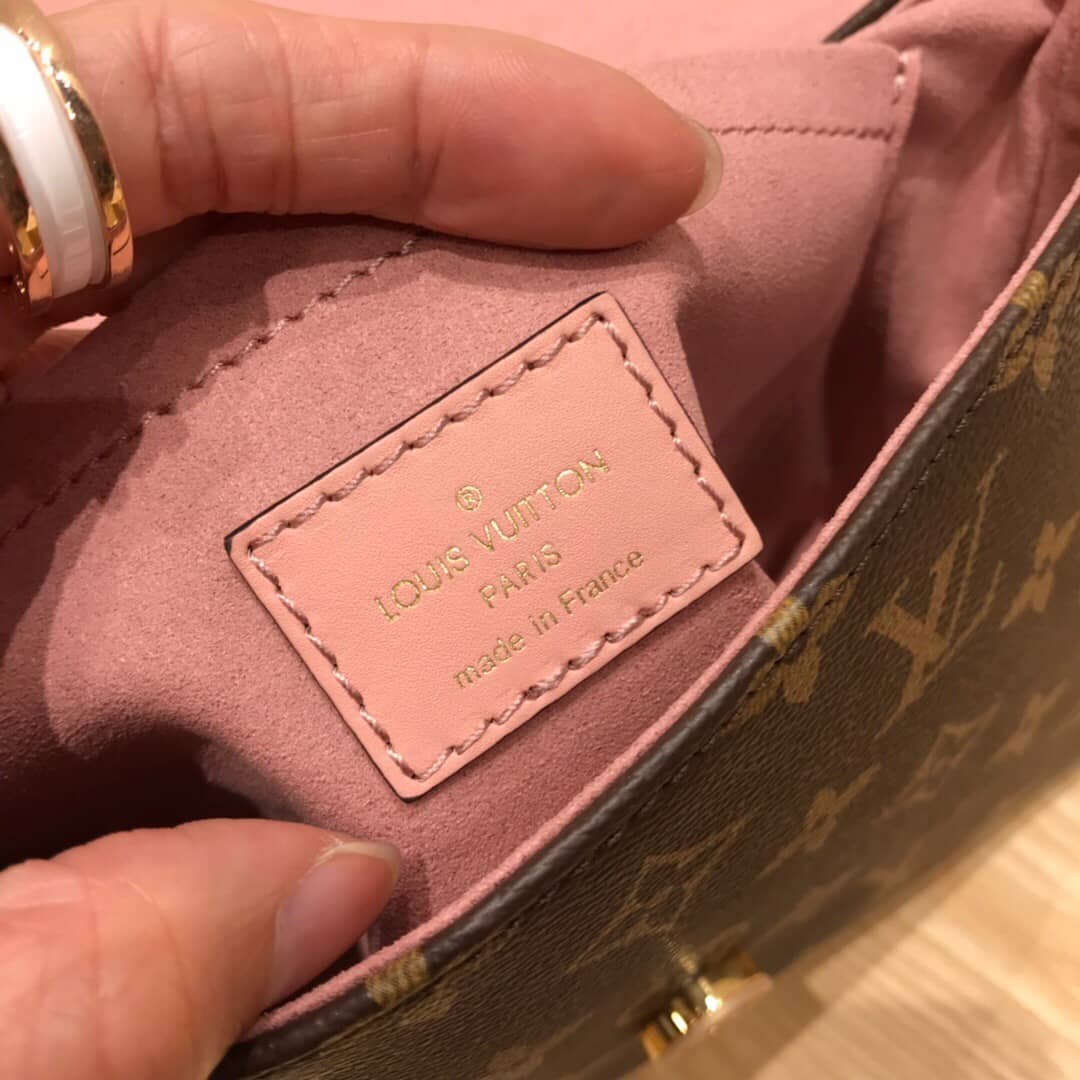 L0vis Vvtt0n Monogram Canvas Locky BB Bag Replica Pink M44321