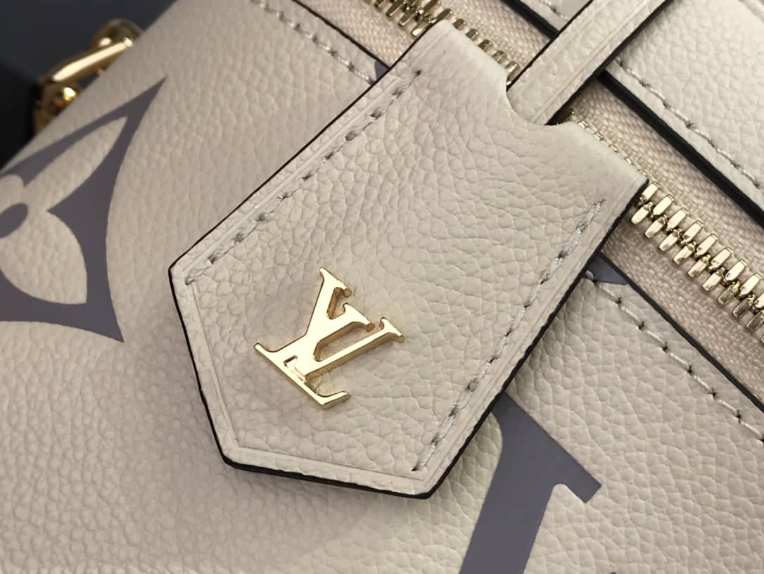 L0vis Vvtt0n Monogram Empreinte Vanity PM Bag Replica M45599