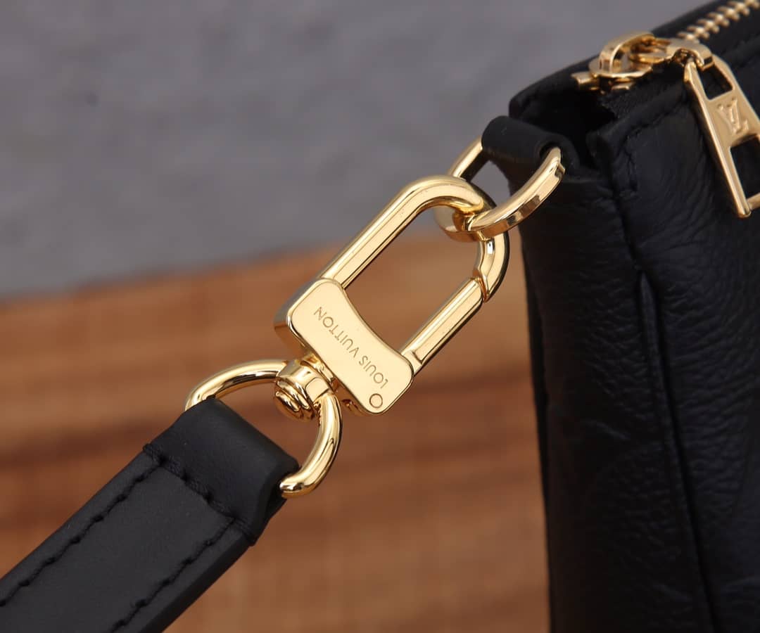 L0vis Vvtt0n Multi Pochette Accessoires Replica Bag M80399
