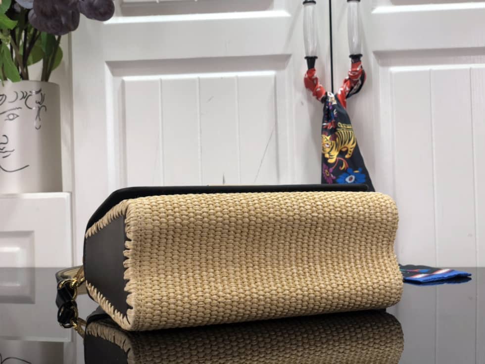 L0vis Vvtt0n Twist MM Raffia Replica Bag M57648
