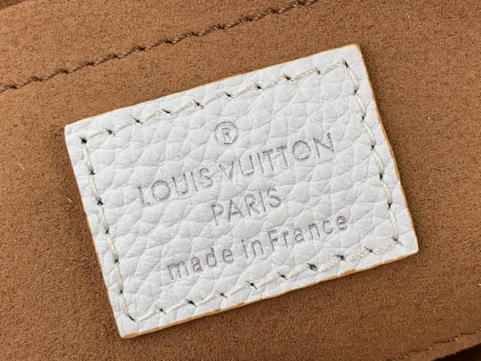 L0vis Vvtt0n Monogram Mahina Scala Mini M80092 Replica Crossbody Bag