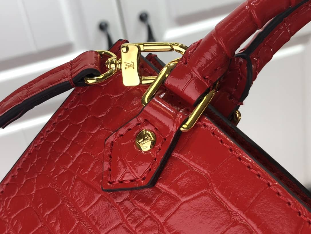 L0vis Vvtt0n Petit Sac Plat Flat Shoulder Bag Replica Red M80169