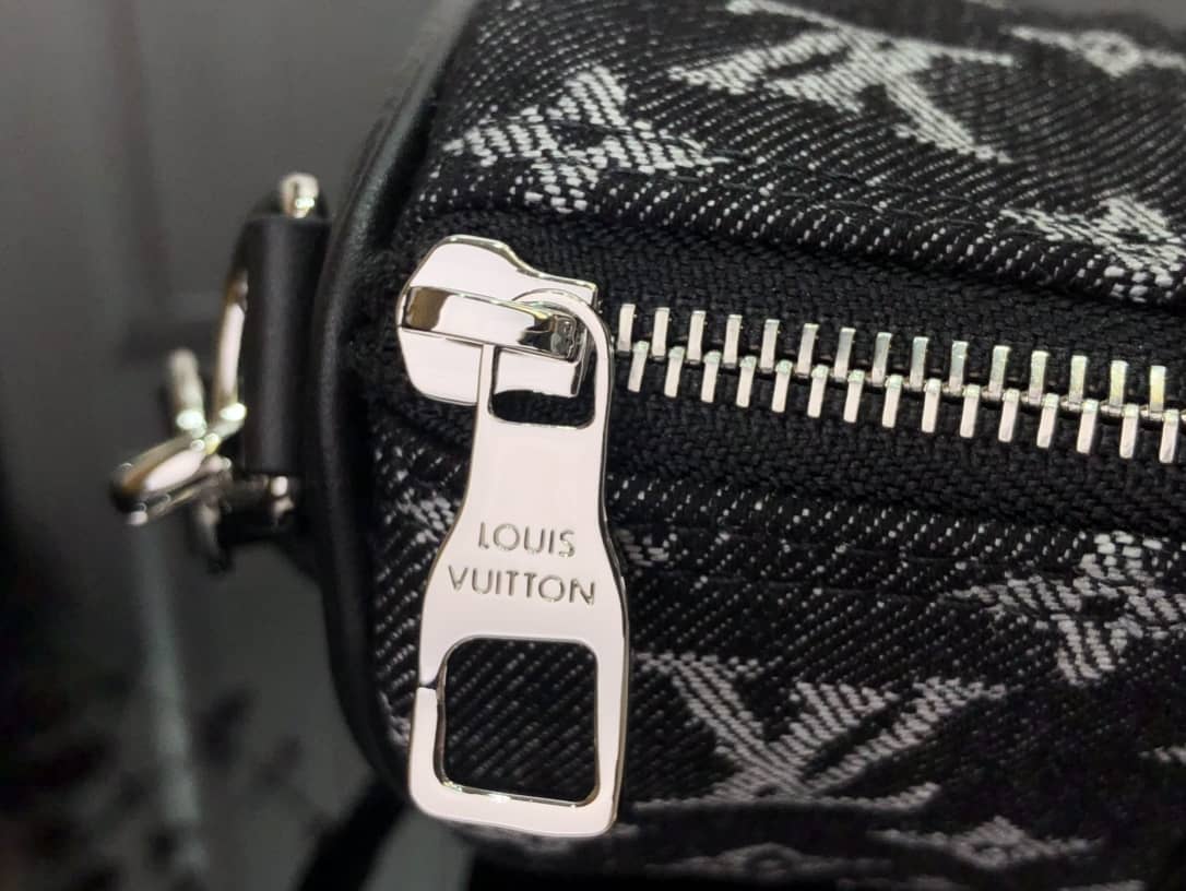 L0vis Vvtt0n x Nigo Keepall XS Leather Monogram Replica Bag Black M81010