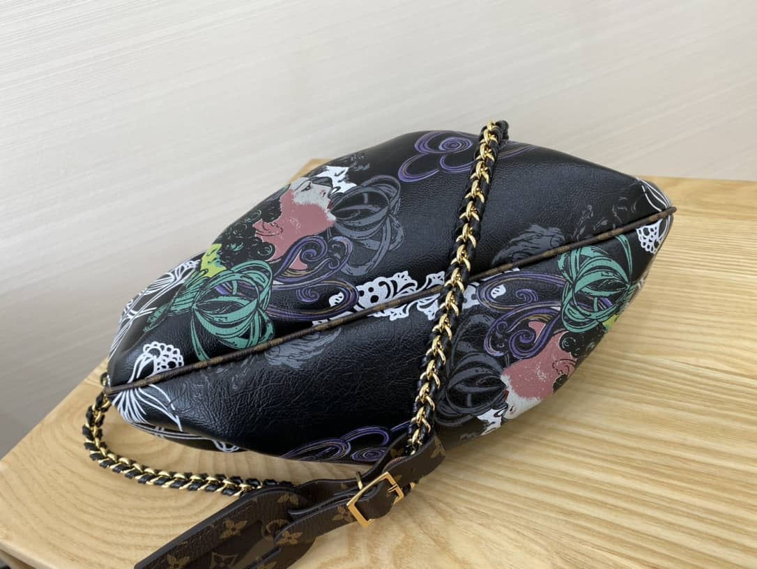 L0vis Vvtt0n Monogram Canvas Boursicot EW Replica Bag Black M45229