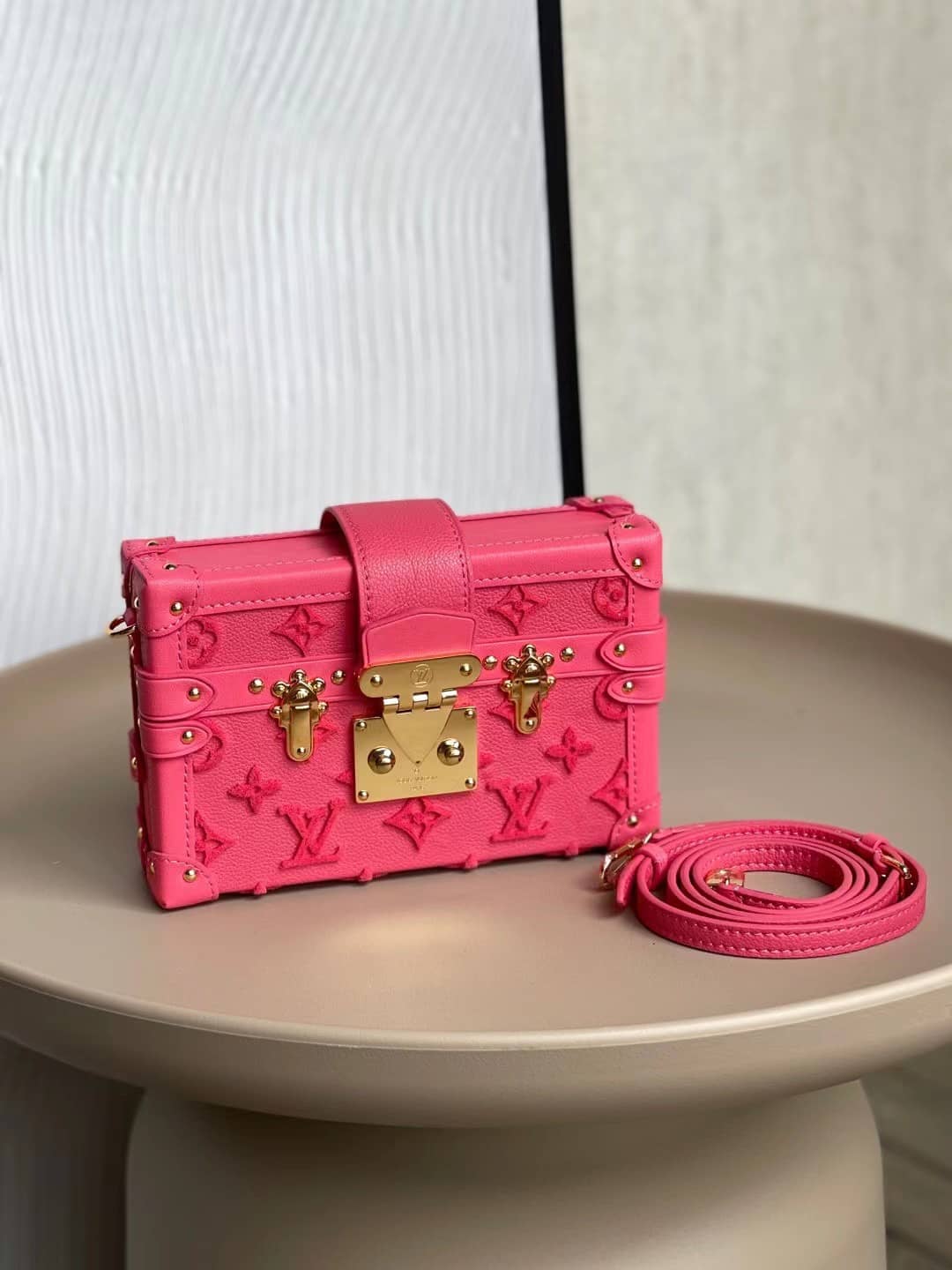 L0vis Vvtt0n Petite Malle M20745 Replica Shoulder Bag