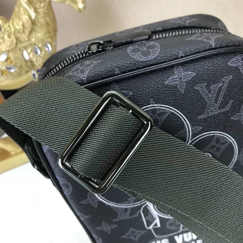 l0vis vvtt0n monogram eclipse danube pm u1u1enne replica shoulder bag m43677