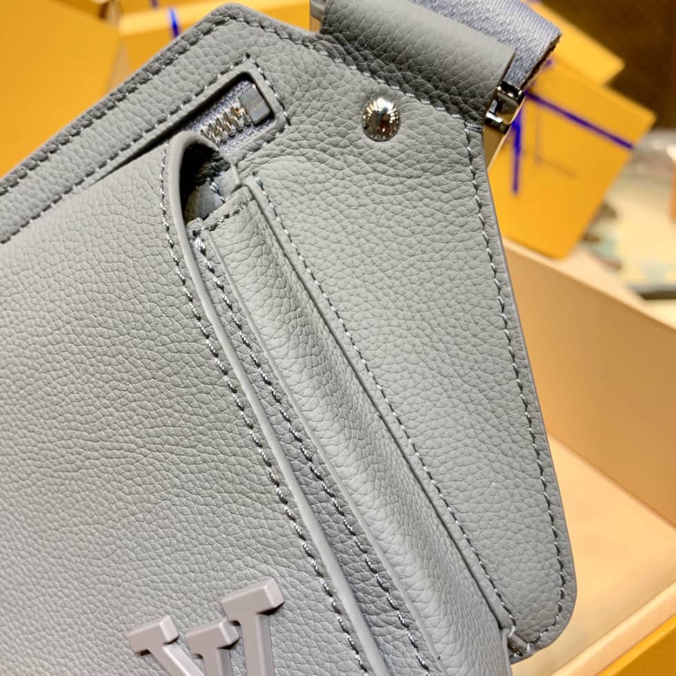 L0vis Vvtt0n New Sling Aerogram M59625 Replica Shoulder Bag