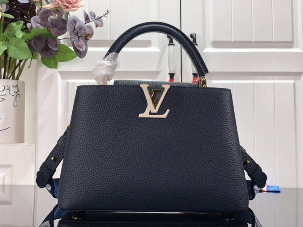 L0vis Vvtt0n Capucines BB Black M59597 Replica Shoulder Bag