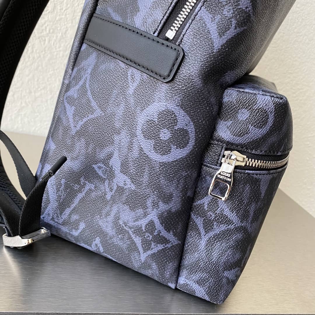 L0vis Vvtt0n Monogram Discovery PM Replica Backpack M57274