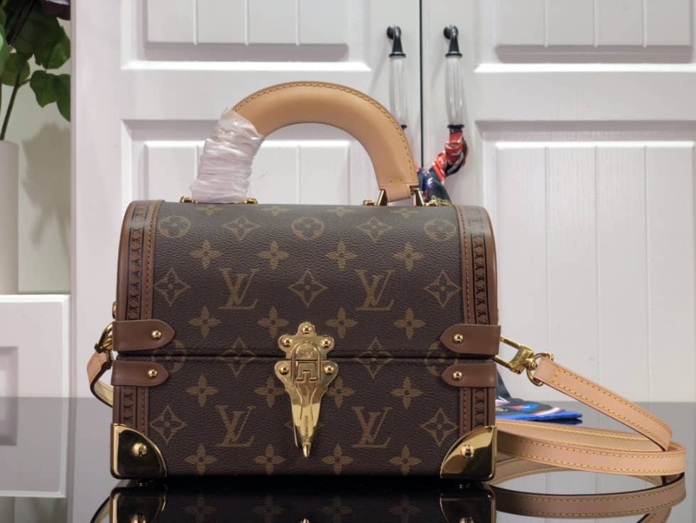 L0vis Vvtt0n Cotteville Hard Suitcase Monogram M20211 Replica