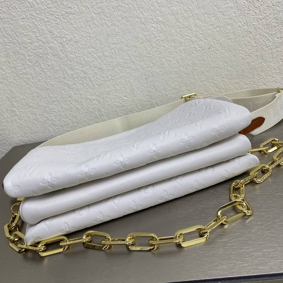 L0vis Vvtt0n 7 Star Chain Clutch Bag White