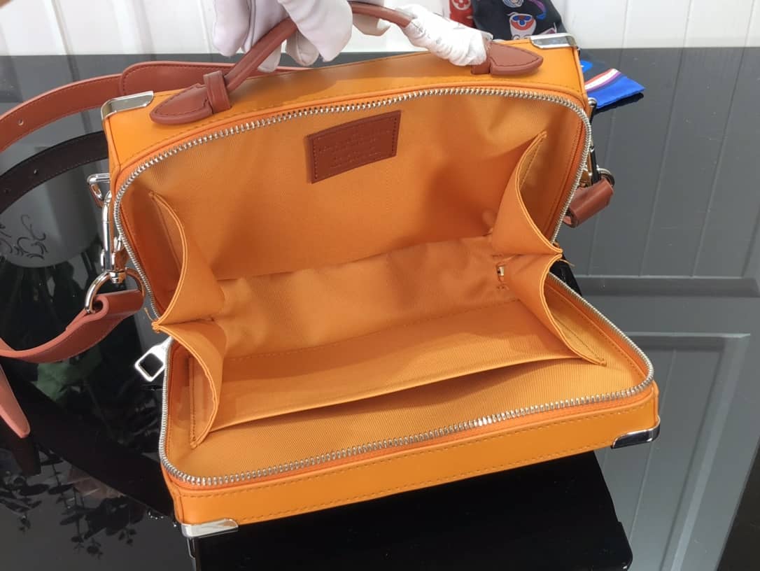L0vis Vvtt0n Handle Soft Trunk No. 7 Replica Shoulder Bag