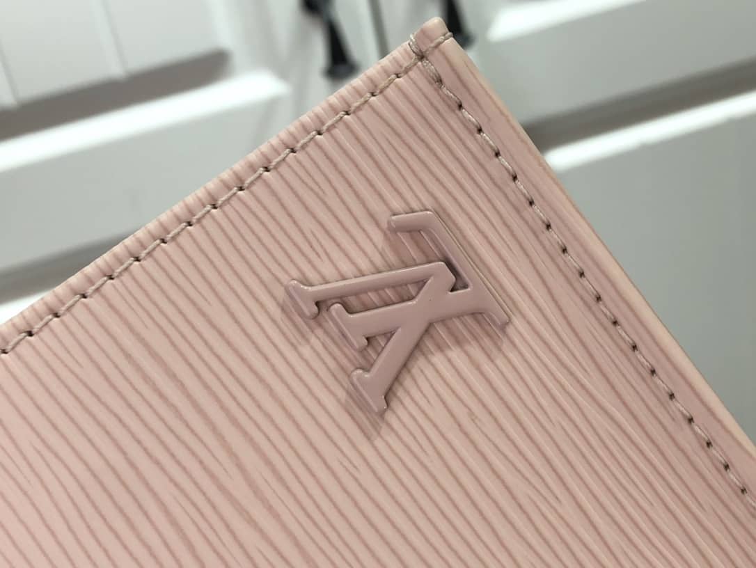 L0vis Vvtt0n Petit Sac Plat Flat Shoulder Bag Replica Pink M80169