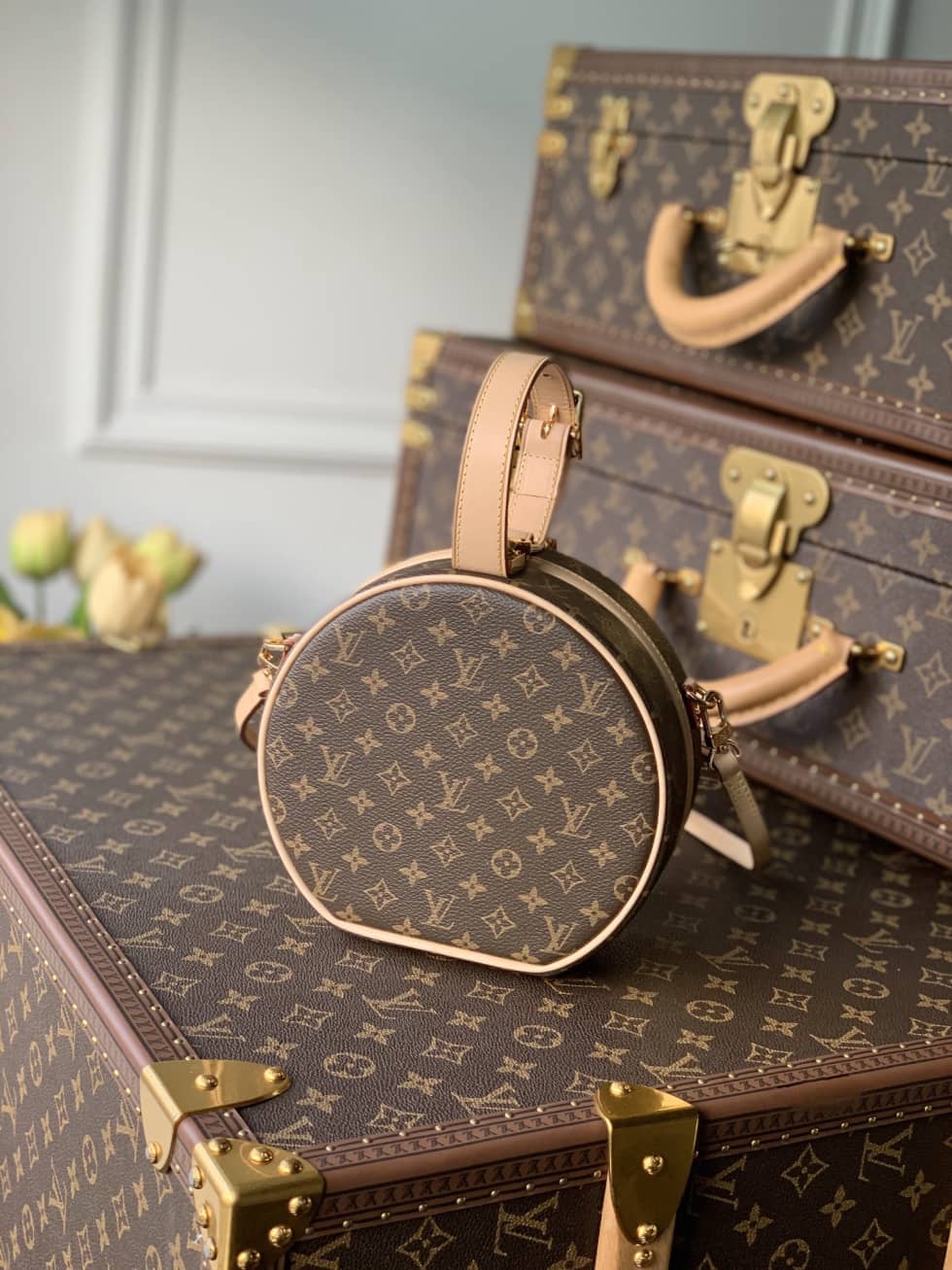 L0vis Vvtt0n Monogram Petite Boite Chapeau PM M43514 Replica Crossbody Bag