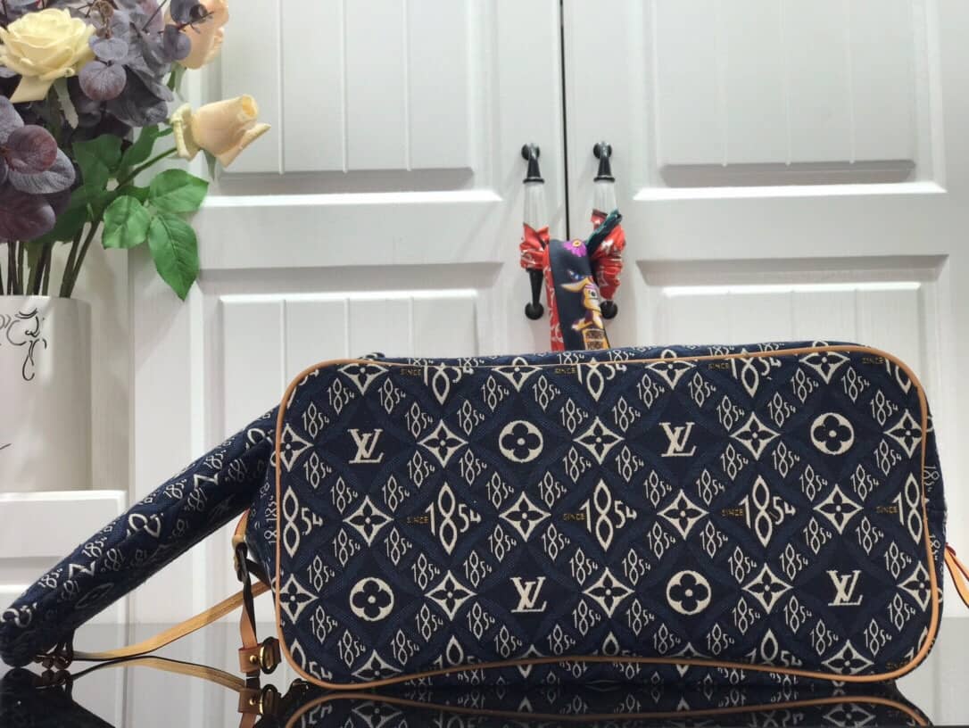 L0vis Vvtt0n Since 1854 Neverfull MM Bag Replica M57484
