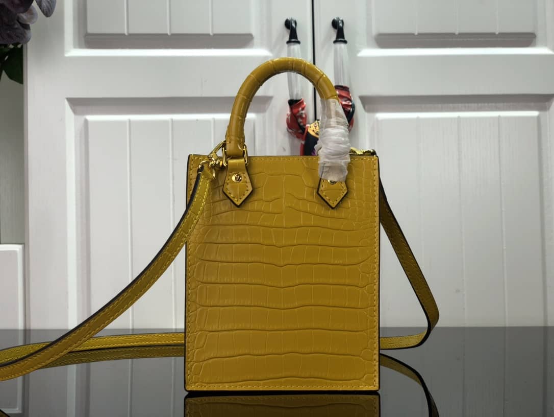 L0vis Vvtt0n Petit Sac Plat Flat Shoulder Bag Replica Yellow M80169