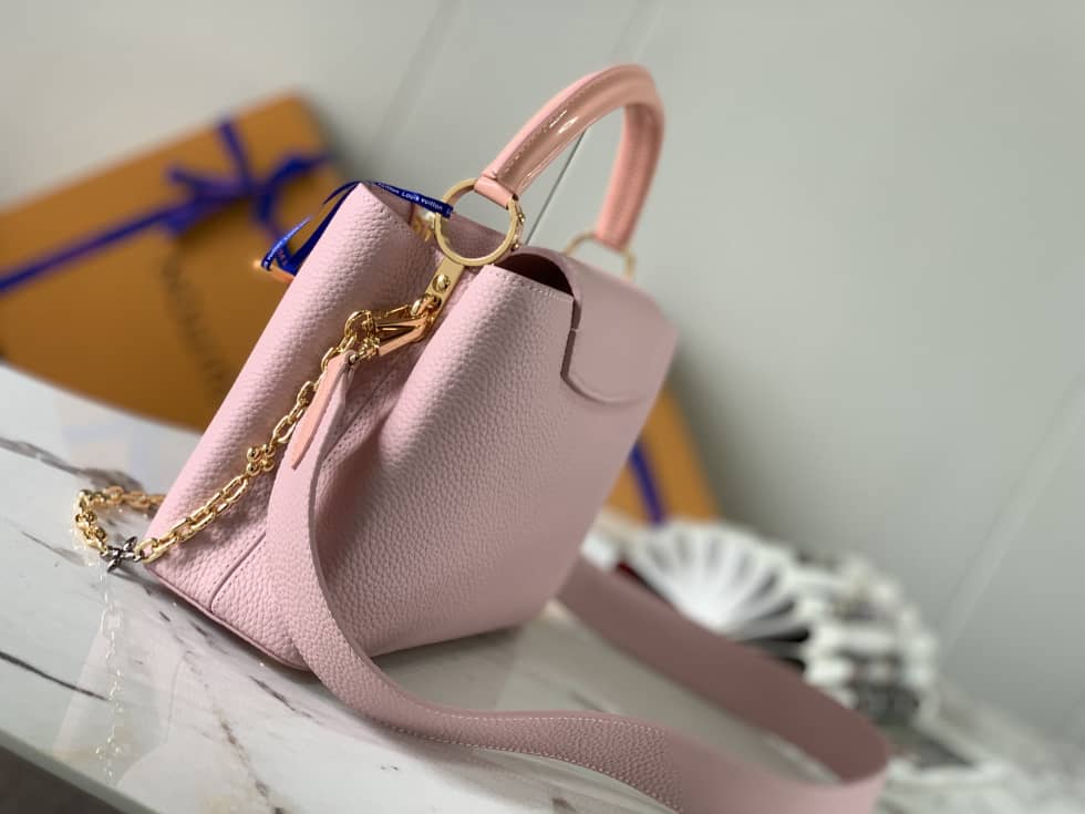 L0vis Vvtt0n Capucines BB Rose M59061 Replica Crossbody Bag