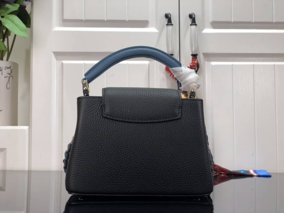 L0vis Vvtt0n Capucines Mini M59709 Replica Shoulder Bag