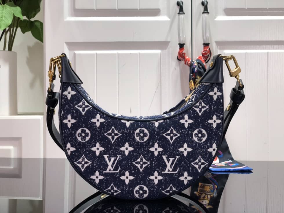 L0vis Vvtt0n Loop Monogram Denim Ecru Blue M81094 Replica Hobo