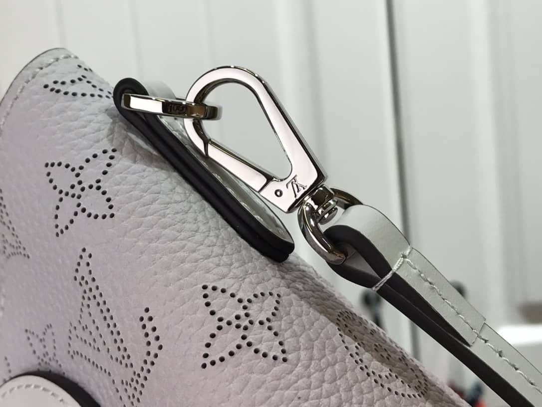 L0vis Vvtt0n Hina PM Mahina Leather Bag Replica Pink M54350