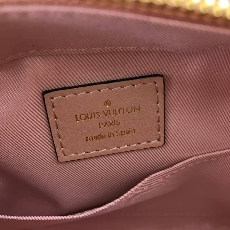 L0vis Vvtt0n Saintonge Monogram Canvas Replica Shoulder Bag Pink M43557