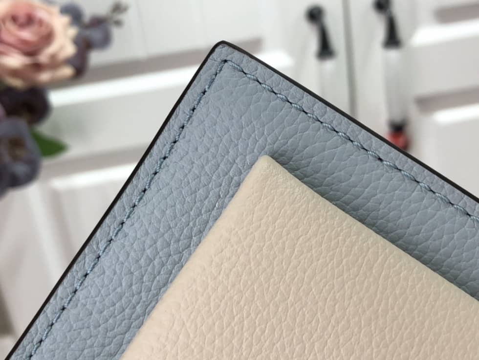 L0vis Vvtt0n Mylockme Chain Pochette M63471 Replica Crossbody Bag
