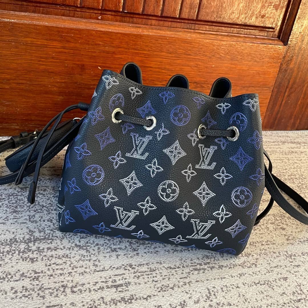 L0vis Vvtt0n Bella Mahina Blue M59552 Replica Bucket Bag