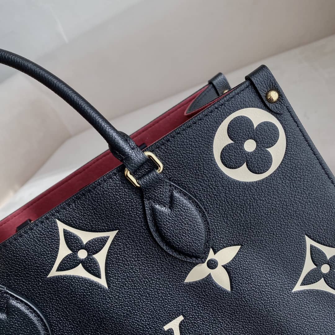 L0vis Vvtt0n Empreinte OnTheGo MM Bag Replica Black M45495