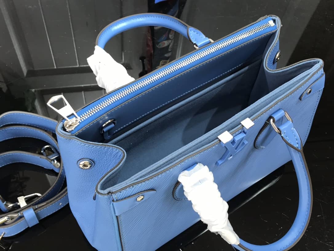 L0vis Vvtt0n Grenelle PM Tote Replica Blue M57681