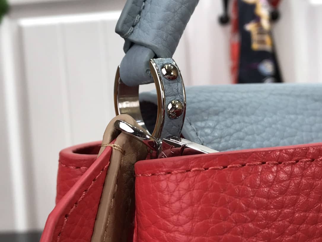L0vis Vvtt0n Capucines Mini Taurillon Leather Replica Bag Red M57520