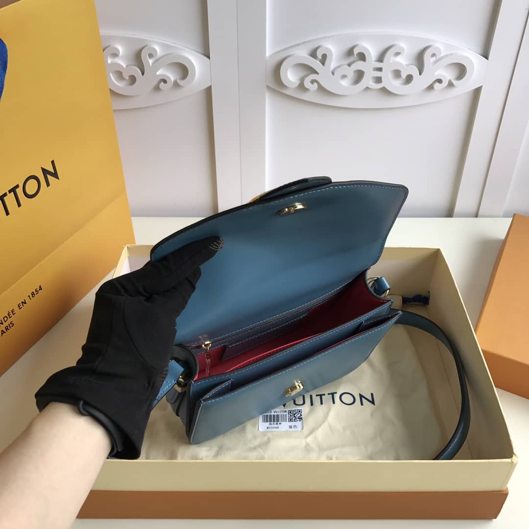 L0vis Vvtt0n Pont9 Neuf Leather Replica Shoulder Bag Blue M55948
