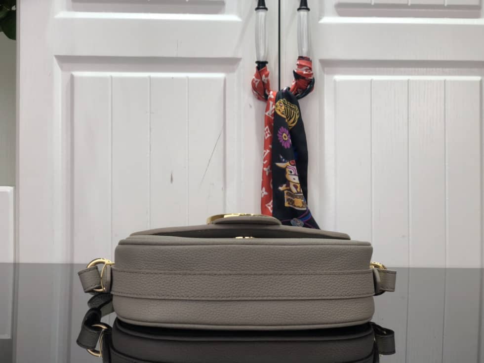 L0vis Vvtt0n Pont 9 Soft Leather PM Gery M58727 Replica Crossbody Bag