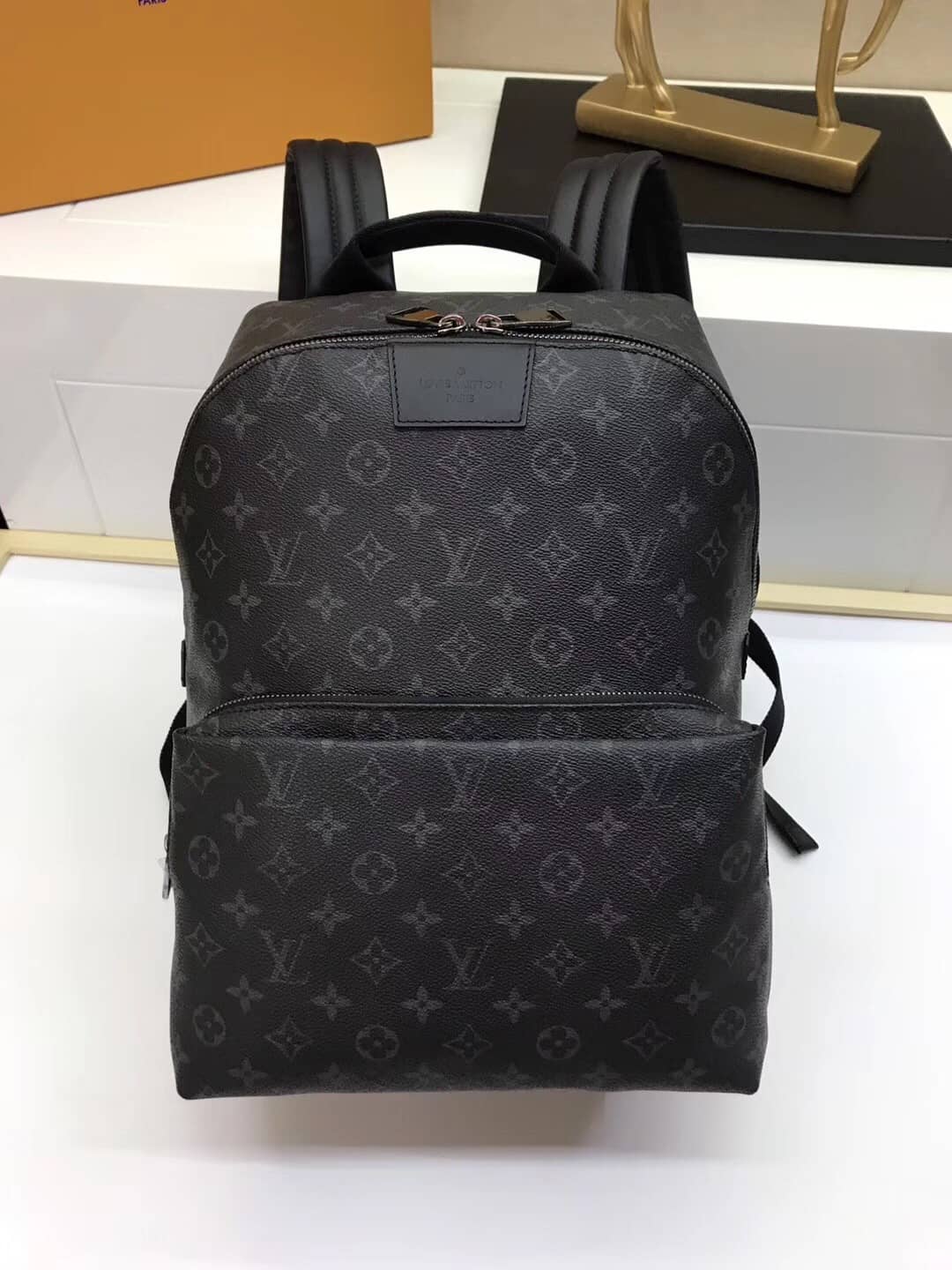 L0vis Vvtt0n Discovery PM Monogram Eclipse Canvas Replica Backpack M43186