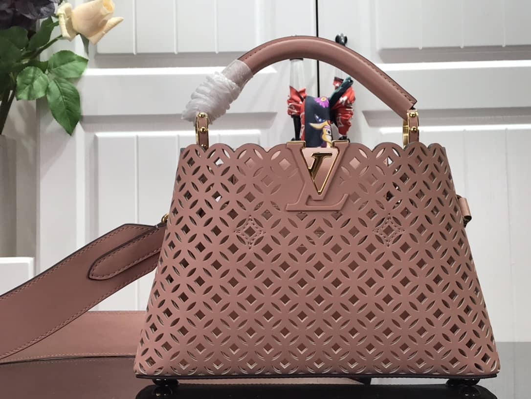 L0vis Vvtt0n Capucines BB Cutout Leather Bag Replica Pink M57228