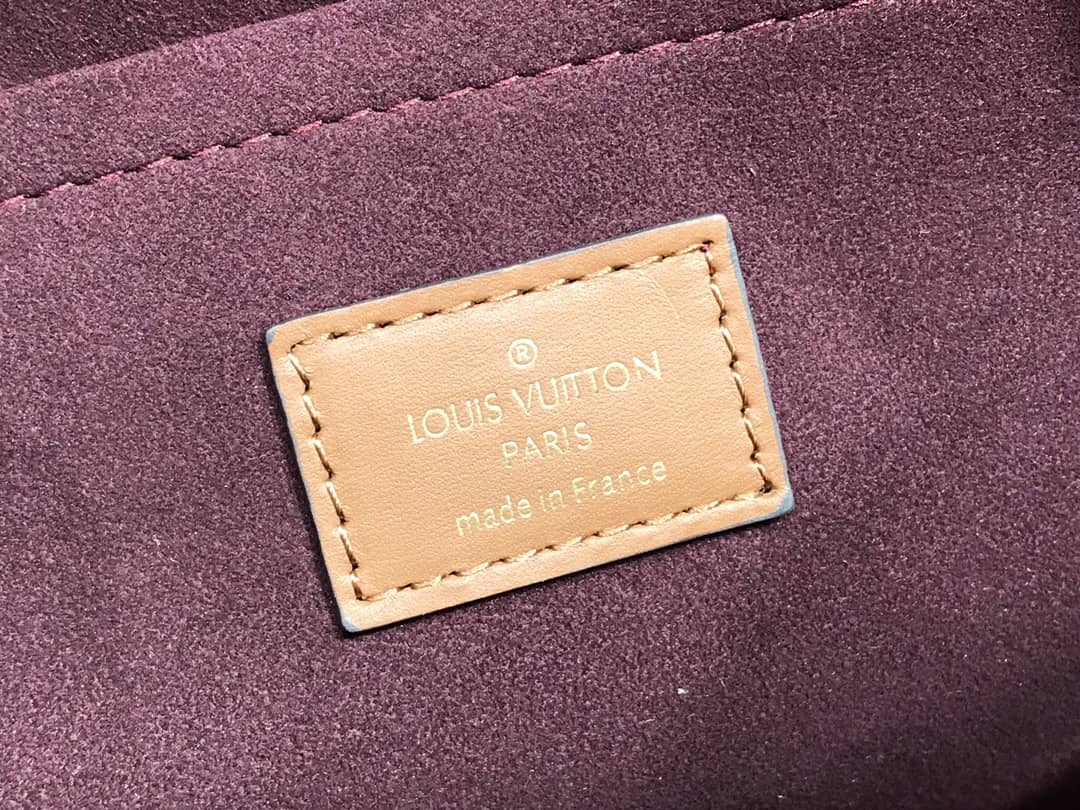 L0vis Vvtt0n On the Go GM Since 1854 Tote Replica Red M57207