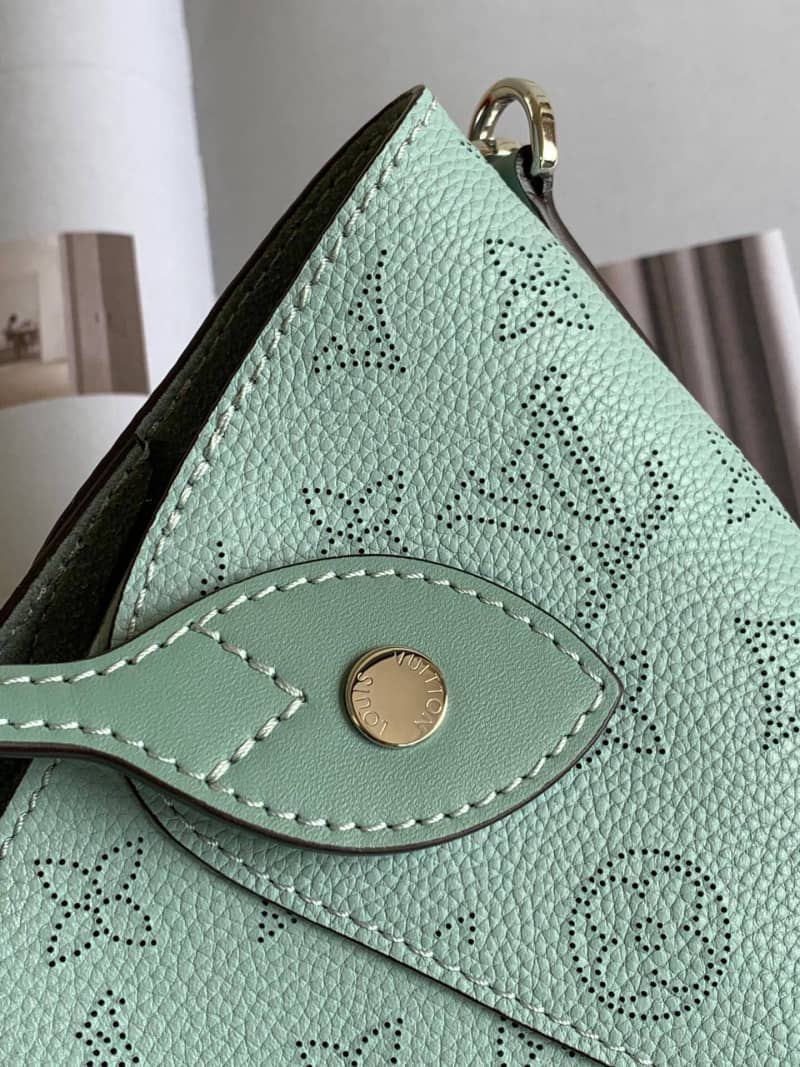 L0vis Vvtt0n Mahina Perforated Leather Hina PM Bag Replica M55905