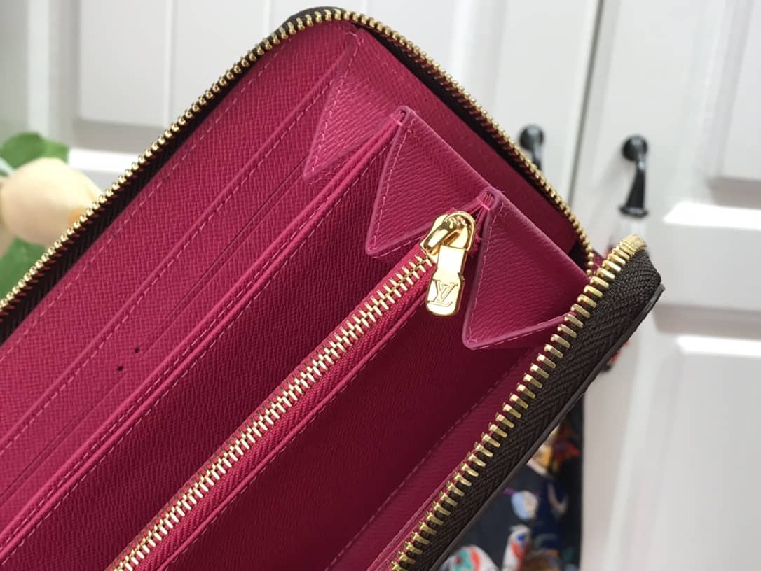 l0vis vvtt0n monogram u1u1enne zippy wallet replica m69750