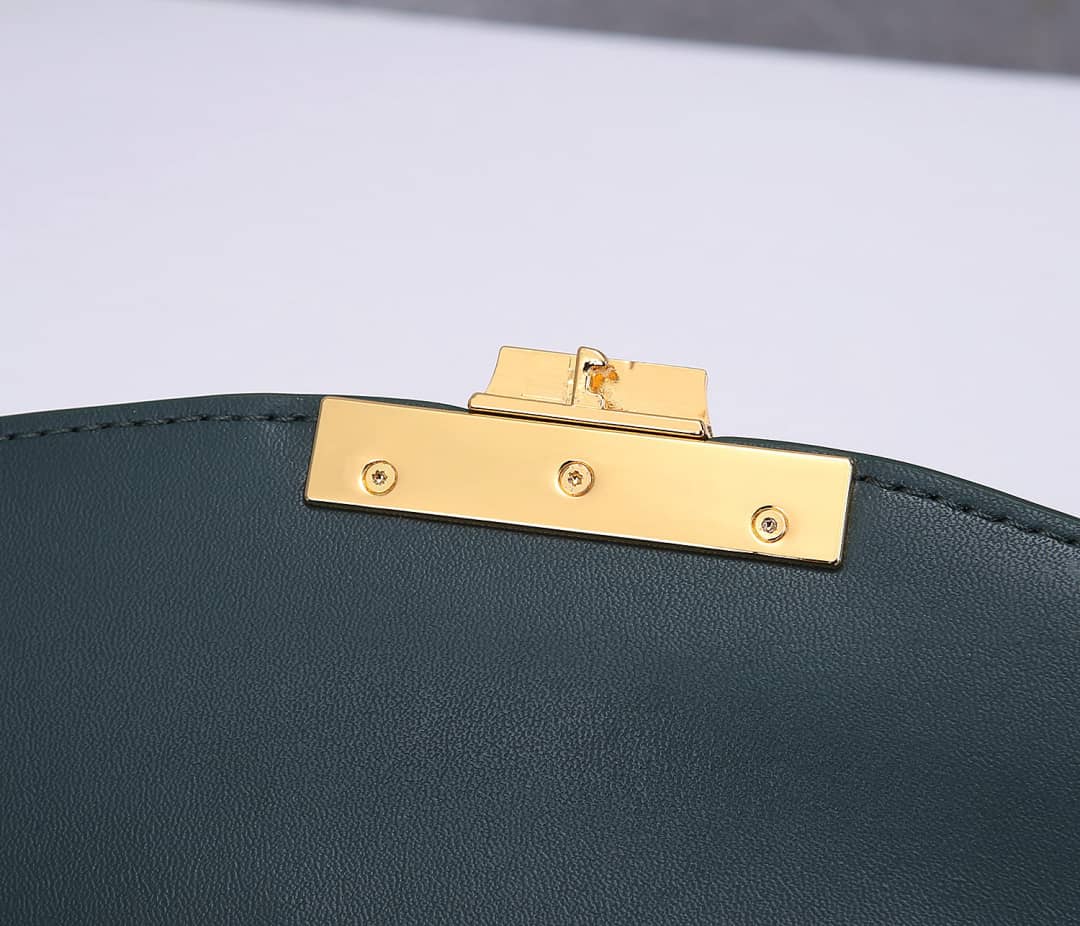Ce1i*e Bag Dupe Triomphe Micro Luggage 18.5CM Replica Bag