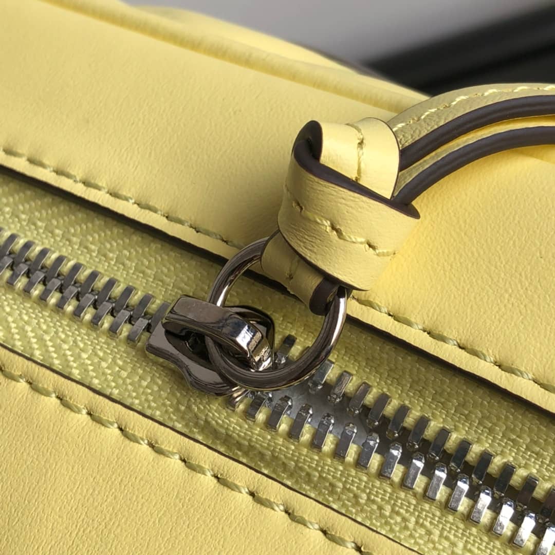 Gvc*1 Handbag Dupes GG Marmont Small Shoulder Handbag Camera Bag Replica Yellow 447632