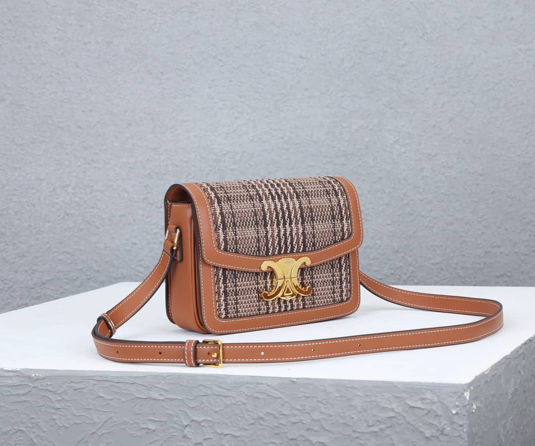 Ce1i*e Bag Dupe Triomphe Teen 18.5cm