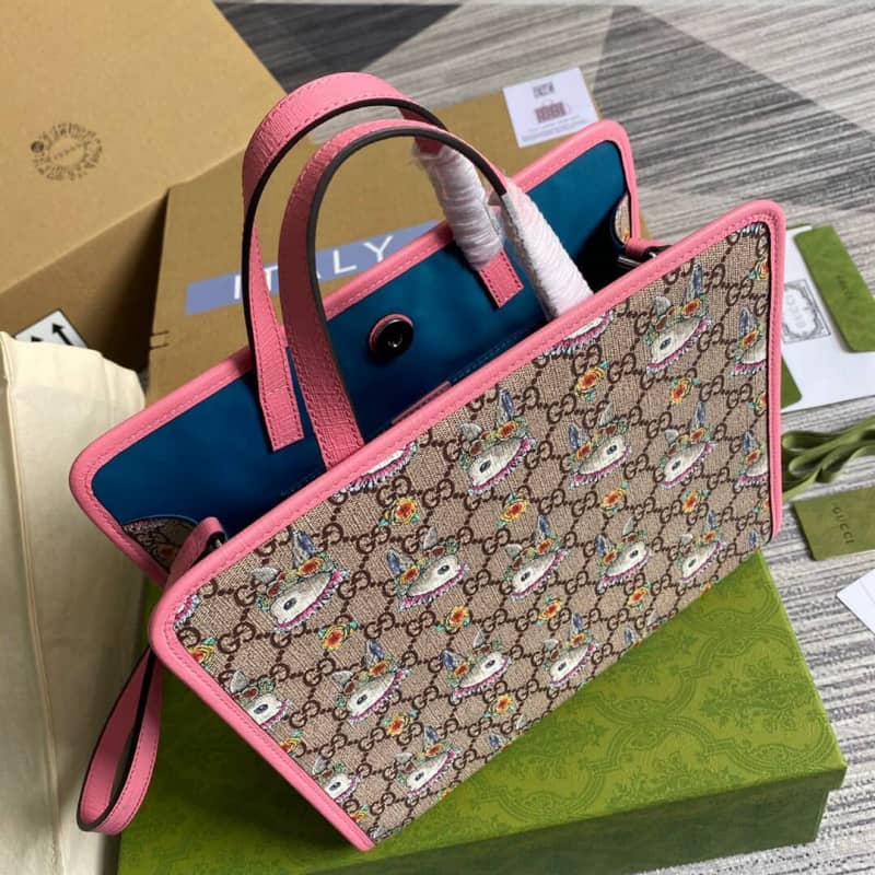 Gvc*1 Svp*me Canvas Children Yuko Higuchi Tote Replica Pink 630542
