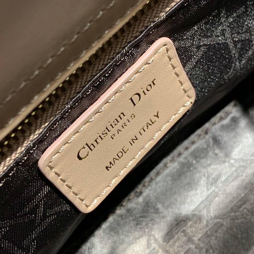 Chr1st1an D10r Lady D10r 20CM Replica Bag